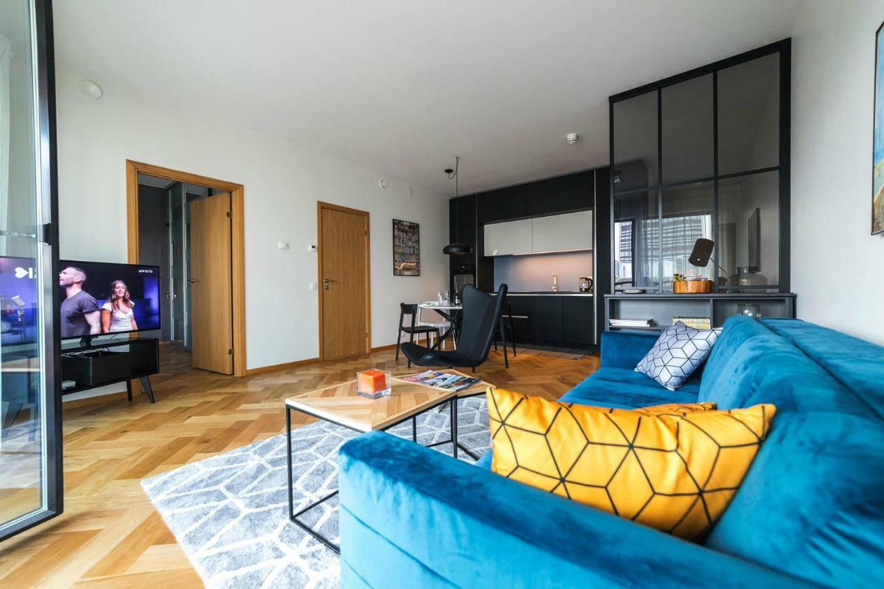 Modern Luxury Apartment In City Centre Tallinn Exterior foto