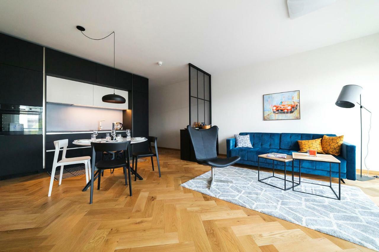 Modern Luxury Apartment In City Centre Tallinn Exterior foto
