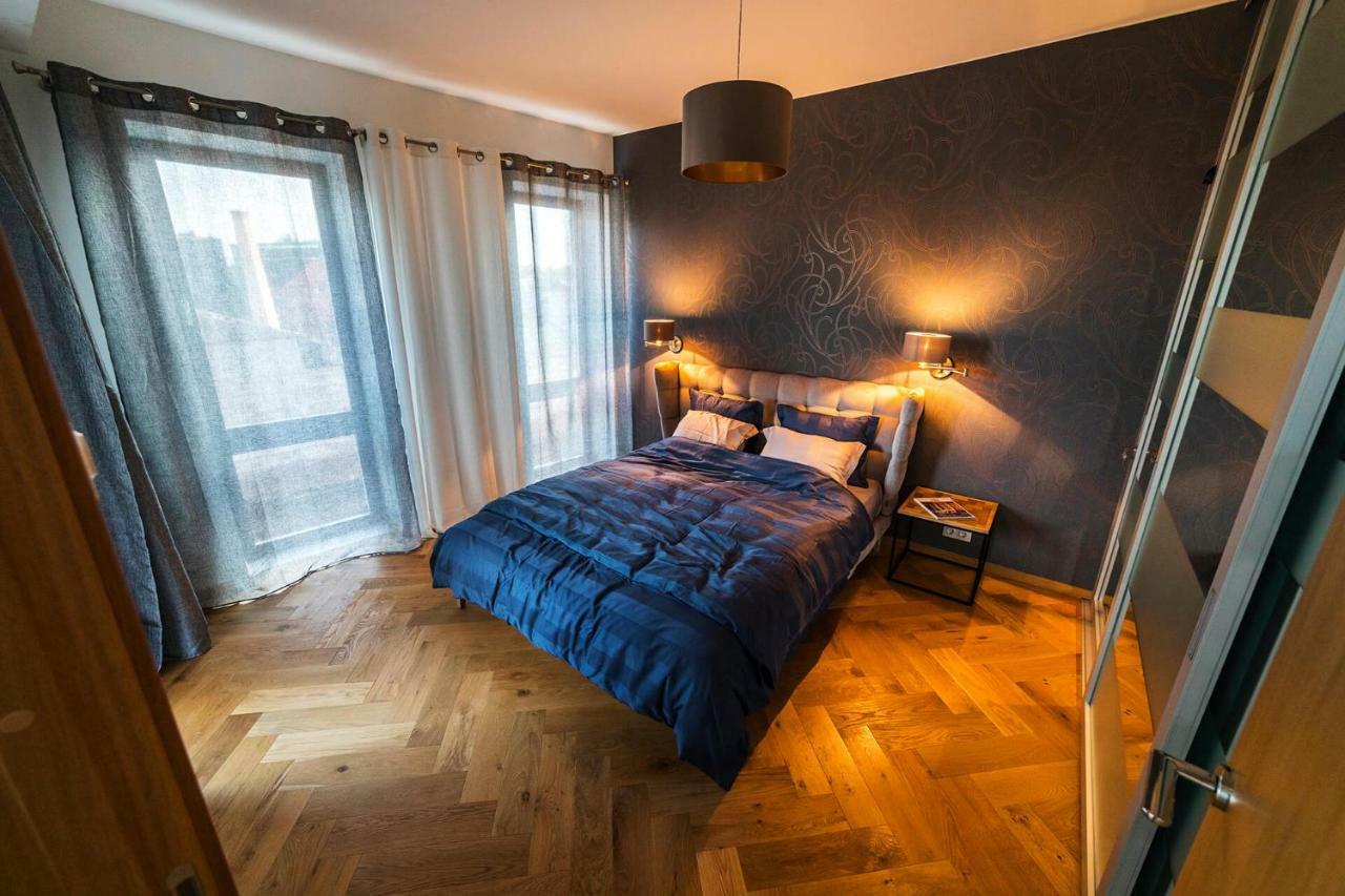 Modern Luxury Apartment In City Centre Tallinn Exterior foto